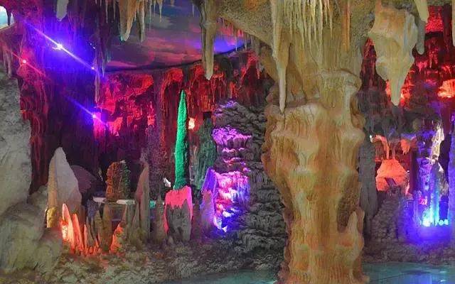【小汤山 | 龙脉温泉】98元起抢购超值温泉套餐,熔岩温泉、竹林温泉、热带雨林馆,寒冬已至,泡泡特色温泉,驱散疲劳与寒冷!