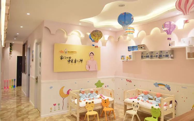 【14店通用】家门口的育儿师,“手”护专家!仅39.9元抢【泰秘健康调养中心&泰阳宝宝】超值亲子套餐,小儿推拿、儿童中药泡浴或泡脚、成人科技坐灸···“手”护每个家庭宝宝的快乐成长!