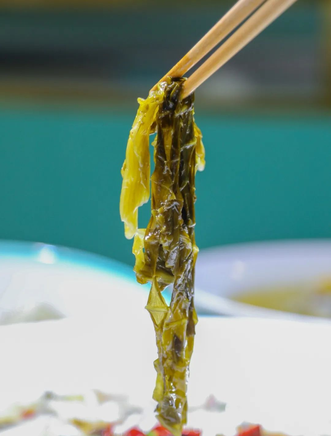 IMG_2633.jpg 【应广大美食家的需求,再加推一波 | 周中无需预约,周末需提前一天预约】风靡沪上的「溪雨观酸菜鱼」精致手工酸菜鱼来了!【大华虎城店】仅108元抢特惠4人餐,酸菜鱼/青花椒鱼3斤+三黄鸡+鸡丝荞面···凭借一条鱼,圈粉无数,堪称酸菜鱼界的扛把子!