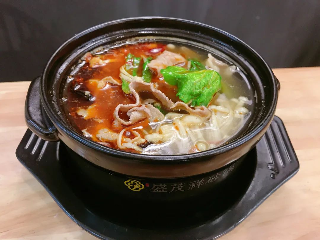 【无需预约丨红旗街万达/钜城华亿广场 两店通用】19.9元/35.8元抢门市价29元/45元单双人砂锅套餐【盛茂祥砂锅】传承百年东北风味;经典炖煮手法,飘香十里;精选食材,养胃养生~