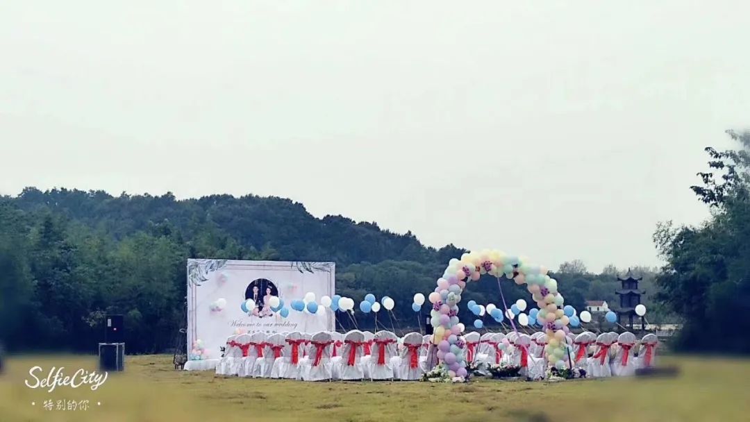 【千千春节专享特惠 南京平山荣逸独栋别墅】1888元享三室独栋别墅6人套餐,2488元享四室独栋别墅8人套餐,2988元享五室独栋别墅10人套餐,精品别墅房+平山森林公园门票+自助早餐,悠然惬意好生活,圆你新年“墅”愿、阖家团圆梦!