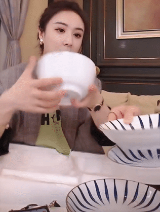 【全国到家】【爆款返场好评无限!薇娅直播推荐同款!!工厂抄底价!】仅39.9元抢门市价528元卖断货的【日式手绘餐具16件套】匠心手绘釉下彩工艺,拒绝贴花,无铅、铬等重金属~不掉色不脱落!耐热材质,冰箱、洗碗机、微波炉统统能用~