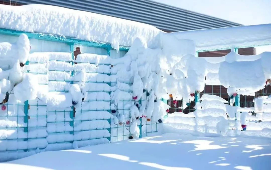 【首届乐华城冰雪嘉年华|全网限量5000张】只卖4天!!!1月1日正式开园!39.9元抢门市价160元冰雪嘉年华乐华城秦汉园站8大项目套票+不限时DIY戏雪,周末节假日通用~嗨翻整个冬天!